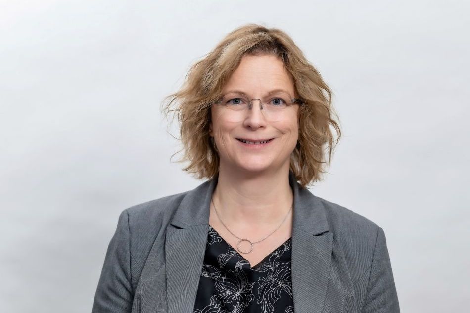 Dr Heidi Grön